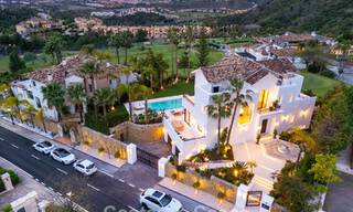 Villa de lujosa arquitectura mediterránea en venta, junto al campo de golf en Marbella - Benahavis 779641 