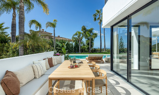 Villa de lujosa arquitectura mediterránea en venta, junto al campo de golf en Marbella - Benahavis 779643 