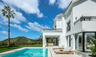 Villa de lujosa arquitectura mediterránea en venta, junto al campo de golf en Marbella - Benahavis 779646 