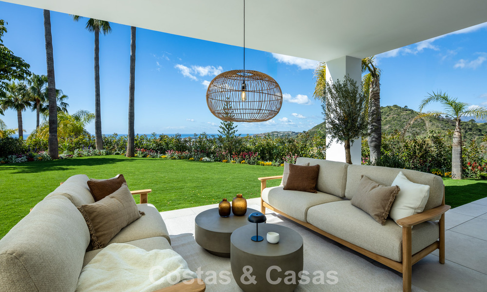 Villa de lujosa arquitectura mediterránea en venta, junto al campo de golf en Marbella - Benahavis 779651