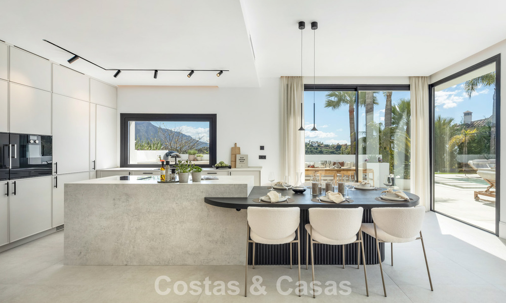 Villa de lujosa arquitectura mediterránea en venta, junto al campo de golf en Marbella - Benahavis 779653