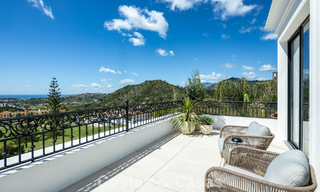 Villa de lujosa arquitectura mediterránea en venta, junto al campo de golf en Marbella - Benahavis 779664 