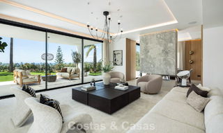 Villa de lujosa arquitectura mediterránea en venta, junto al campo de golf en Marbella - Benahavis 779666 