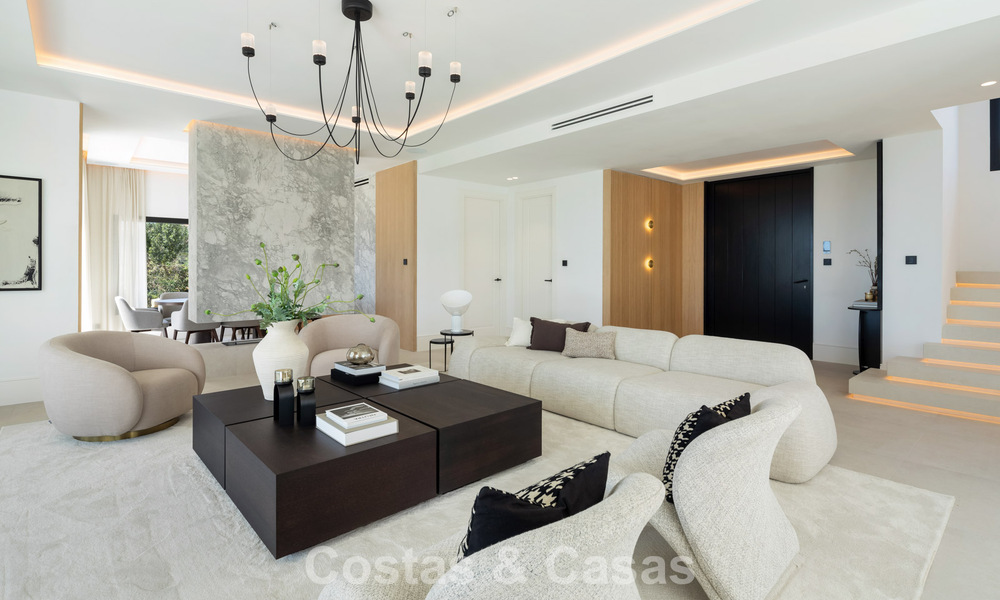 Villa de lujosa arquitectura mediterránea en venta, junto al campo de golf en Marbella - Benahavis 779668