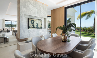 Villa de lujosa arquitectura mediterránea en venta, junto al campo de golf en Marbella - Benahavis 779669 