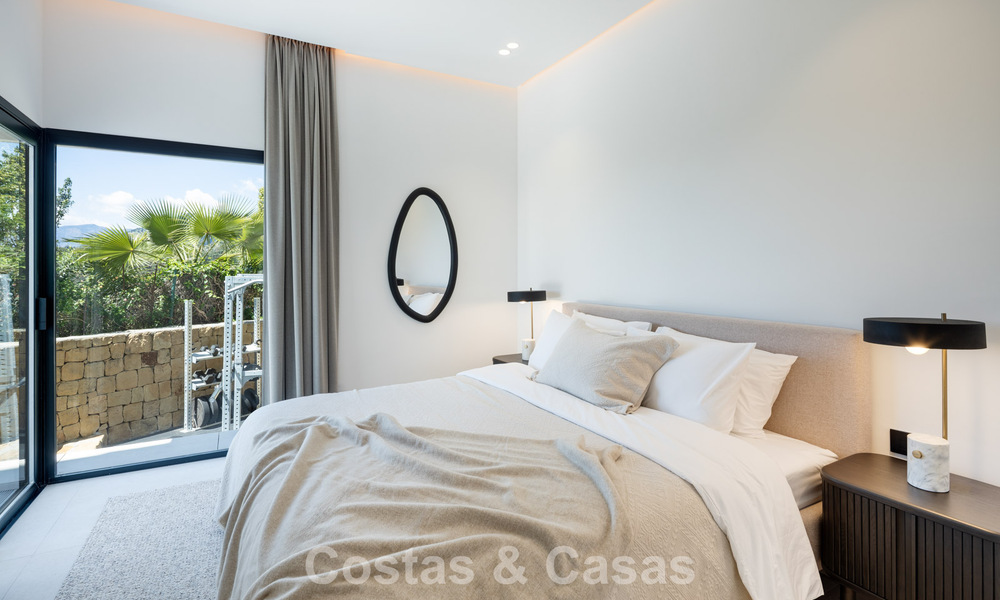 Villa de lujosa arquitectura mediterránea en venta, junto al campo de golf en Marbella - Benahavis 779670