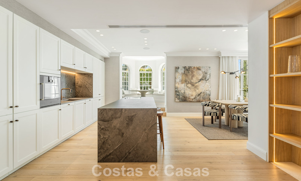 Villa mediterránea de ensueño con grandeza atemporal en venta en el corazón de Nueva Andalucía, Marbella 779695