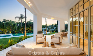 Villa mediterránea de ensueño con grandeza atemporal en venta en el corazón de Nueva Andalucía, Marbella 779705 
