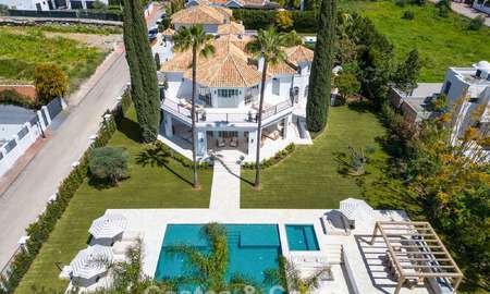 Villa mediterránea de ensueño con grandeza atemporal en venta en el corazón de Nueva Andalucía, Marbella 779707