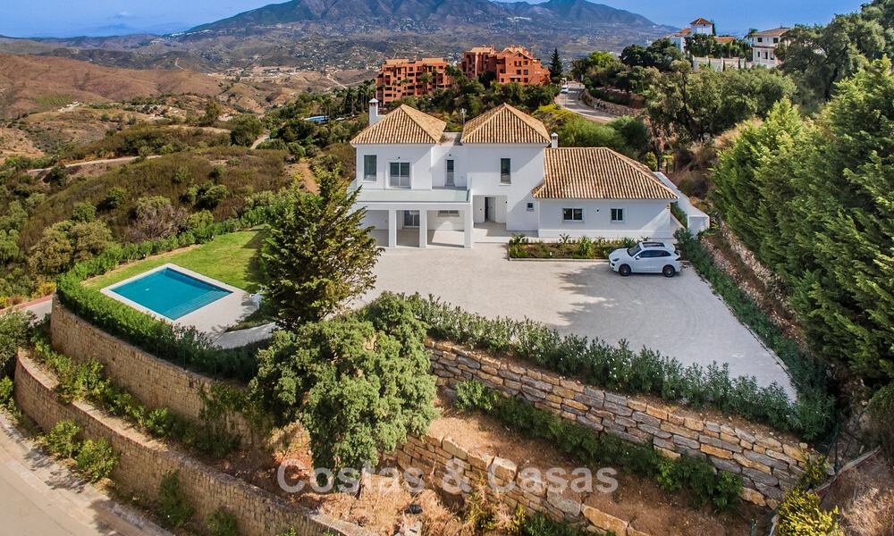 Amplia villa de estilo arquitectónico moderno y mediterráneo en venta al este del centro de Marbella 779835