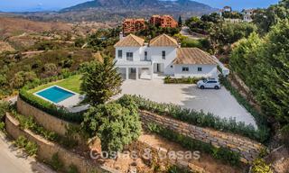 Amplia villa de estilo arquitectónico moderno y mediterráneo en venta al este del centro de Marbella 779835 