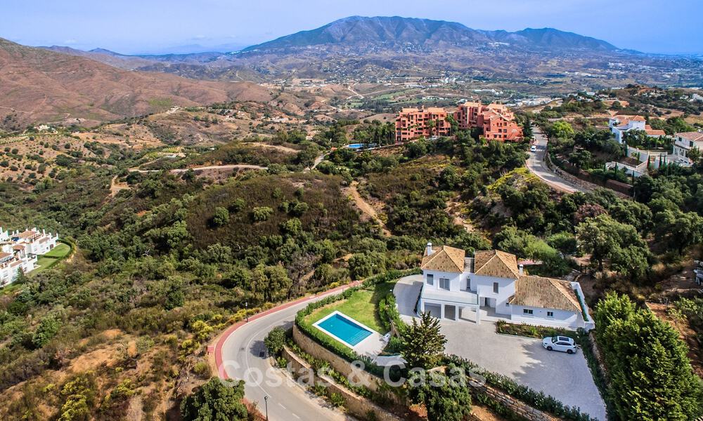 Amplia villa de estilo arquitectónico moderno y mediterráneo en venta al este del centro de Marbella 779839