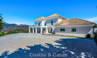 Amplia villa de estilo arquitectónico moderno y mediterráneo en venta al este del centro de Marbella 779840 