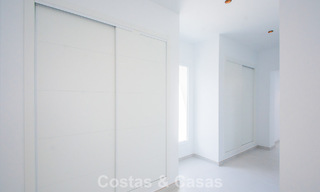 Amplia villa de estilo arquitectónico moderno y mediterráneo en venta al este del centro de Marbella 779851 