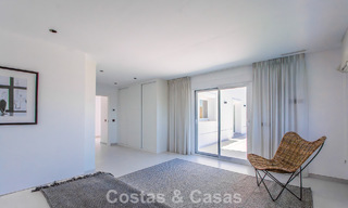 Amplia villa de estilo arquitectónico moderno y mediterráneo en venta al este del centro de Marbella 779866 