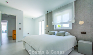 Amplia villa de estilo arquitectónico moderno y mediterráneo en venta al este del centro de Marbella 779868 