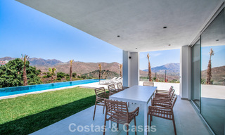 Villa de nueva construcción moderna y lista para entrar a vivir en venta al este de Marbella centro 779713 