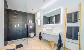Villa de nueva construcción moderna y lista para entrar a vivir en venta al este de Marbella centro 779722 