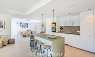Villa de nueva construcción moderna y lista para entrar a vivir en venta al este de Marbella centro 779735 