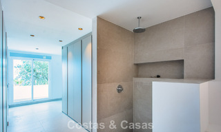 Apartamento de 3 dormitorios con impresionantes vistas en venta en las colinas al este del centro de Marbella 779749 