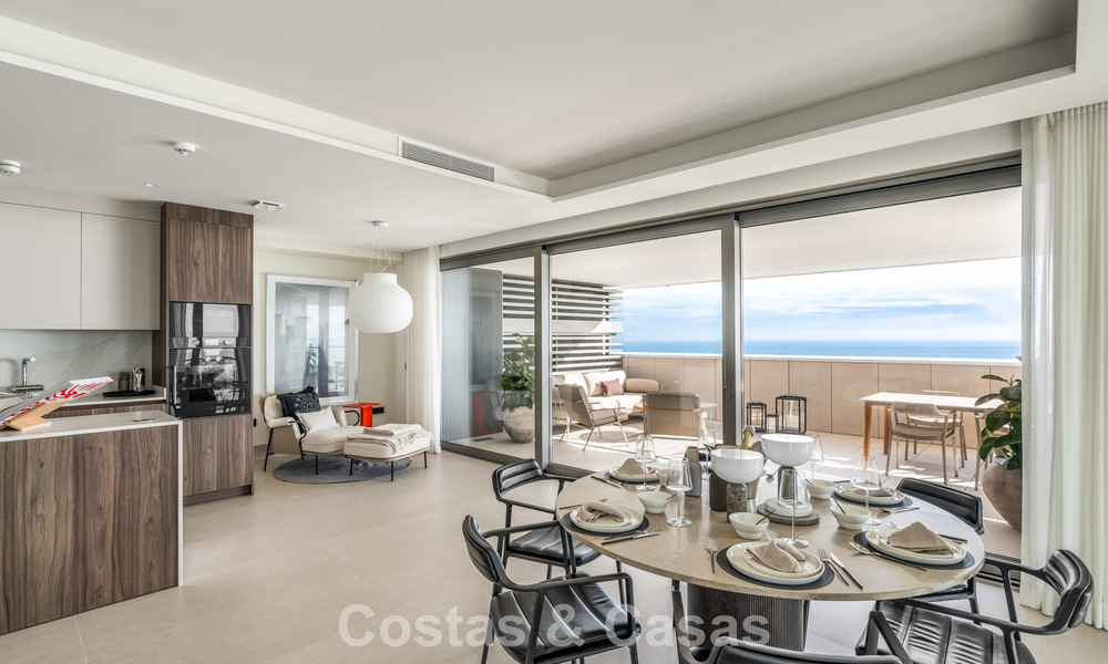 Exclusivo y moderno apartamento con vistas panorámicas al mar en venta, situado directamente en el paseo marítimo del centro de Málaga 779901