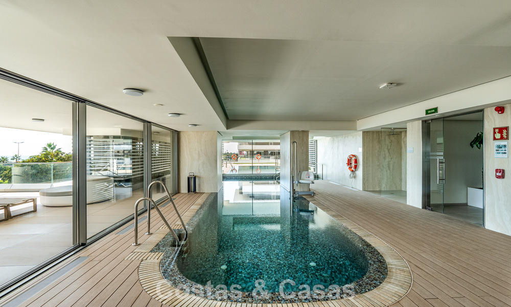 Exclusivo y moderno apartamento con vistas panorámicas al mar en venta, situado directamente en el paseo marítimo del centro de Málaga 779907