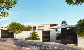 Nuevo proyecto. 17 sofisticadas villas de lujo con vistas al golf y al mar en venta en Casares, Costa del Sol 780150 