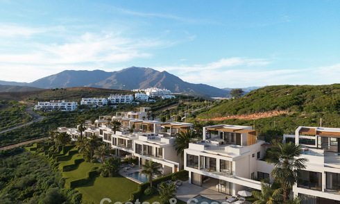 Nuevo proyecto. 17 sofisticadas villas de lujo con vistas al golf y al mar en venta en Casares, Costa del Sol 780155