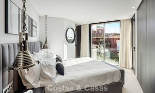 Villa de diseño vanguardista con vistas panorámicas al mar en venta en una comunidad cerrada en Benahavis - Marbella 779977 