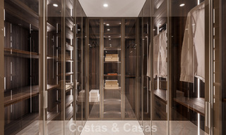 Apartamento de primera clase con vistas panorámicas al mar en venta en el Valle del Golf de Nueva Andalucía, Marbella 780264 