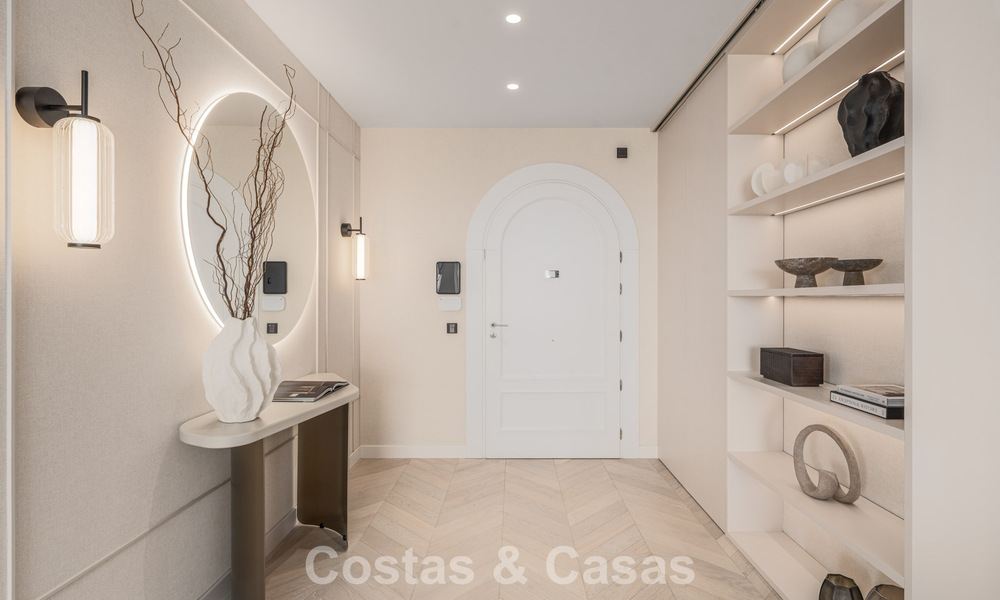 Apartamento de primera clase con vistas panorámicas al mar en venta en el Valle del Golf de Nueva Andalucía, Marbella 780284