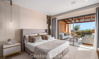 Apartamento de primera clase con vistas panorámicas al mar en venta en el Valle del Golf de Nueva Andalucía, Marbella 780292 