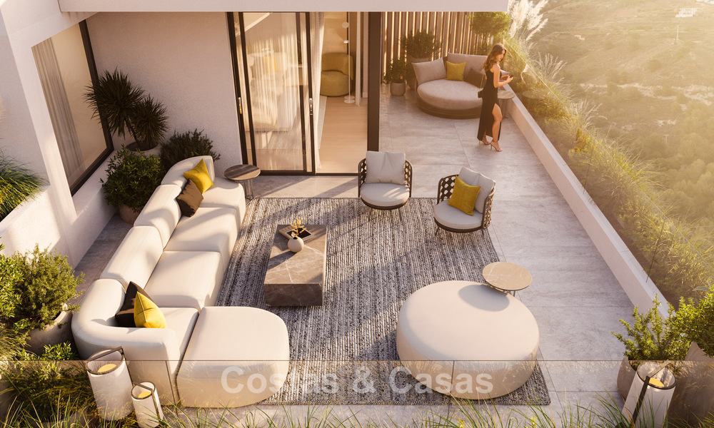Apartamentos modernistas sobre plano con fenomenales vistas al mar en venta en Mijas, Costa del Sol 780069