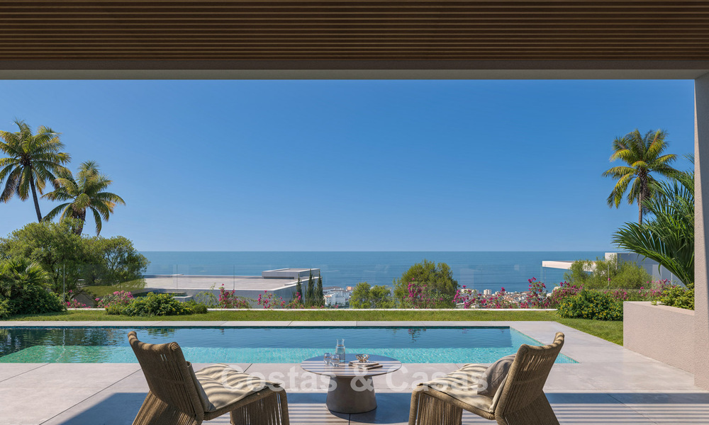 Lujosas villas sobre plano con vistas despejadas al mar en venta en Mijas, Costa del Sol 780098