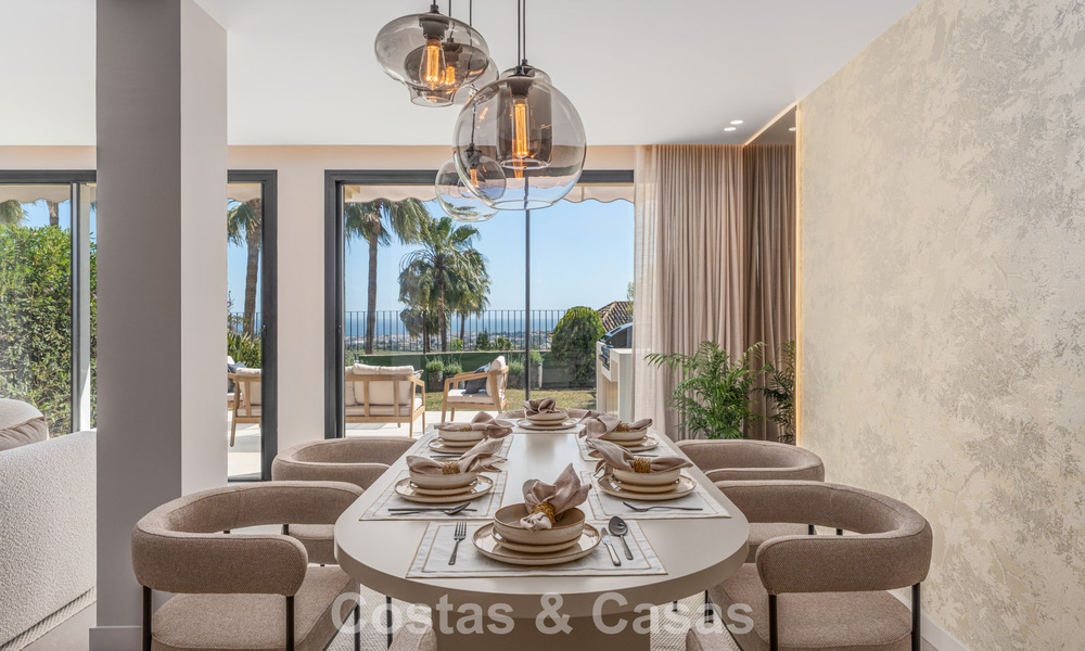 Casa adosada reformada lista para entrar a vivir en venta en una comunidad cerrada en La Quinta, Benahavis - Marbella 780319