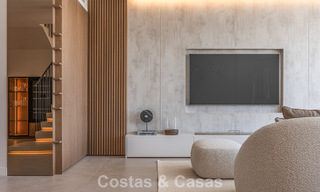 Casa adosada reformada lista para entrar a vivir en venta en una comunidad cerrada en La Quinta, Benahavis - Marbella 780324 