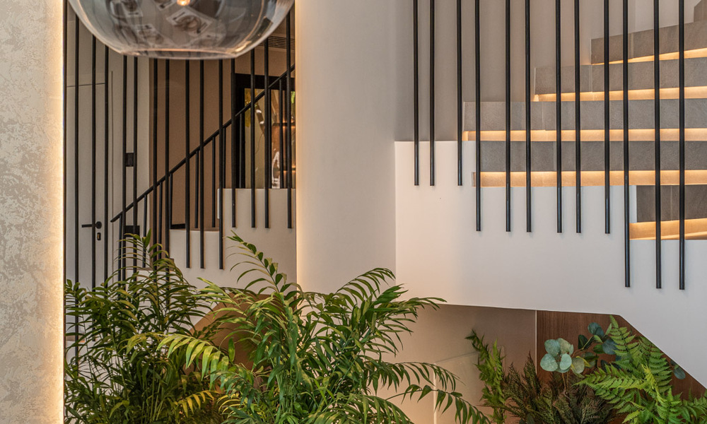 Casa adosada reformada lista para entrar a vivir en venta en una comunidad cerrada en La Quinta, Benahavis - Marbella 780331