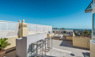 Casa adosada reformada lista para entrar a vivir en venta en una comunidad cerrada en La Quinta, Benahavis - Marbella 780336 