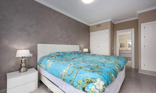 Apartamento con jardín y vistas panorámicas al mar en venta en Benahavis - Marbella 780235 