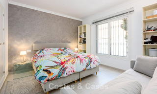 Apartamento con jardín y vistas panorámicas al mar en venta en Benahavis - Marbella 780239 