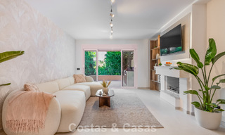 Apartamento de lujo de 4 dormitorios en venta en un complejo cerrado en el campo de golf en Nueva Andalucía, Marbella 780361 