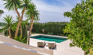 Villa mediterránea contemporánea con toques modernos en venta en la Milla de Oro de Marbella 780413 