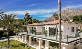 Villa mediterránea contemporánea con toques modernos en venta en la Milla de Oro de Marbella 780416 