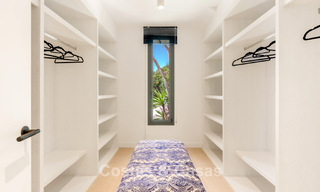 Villa mediterránea contemporánea con toques modernos en venta en la Milla de Oro de Marbella 780430 