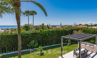 Villa mediterránea contemporánea con toques modernos en venta en la Milla de Oro de Marbella 780435 
