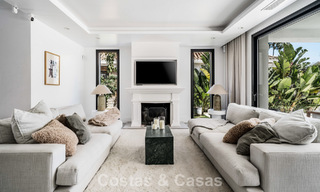 Amplia villa familiar con encanto andaluz contemporáneo en venta en el valle del golf de Nueva Andalucía, Marbella 780443 