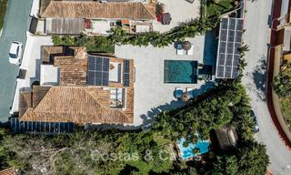 Amplia villa familiar con encanto andaluz contemporáneo en venta en el valle del golf de Nueva Andalucía, Marbella 780444 
