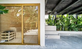Amplia villa familiar con encanto andaluz contemporáneo en venta en el valle del golf de Nueva Andalucía, Marbella 780451 