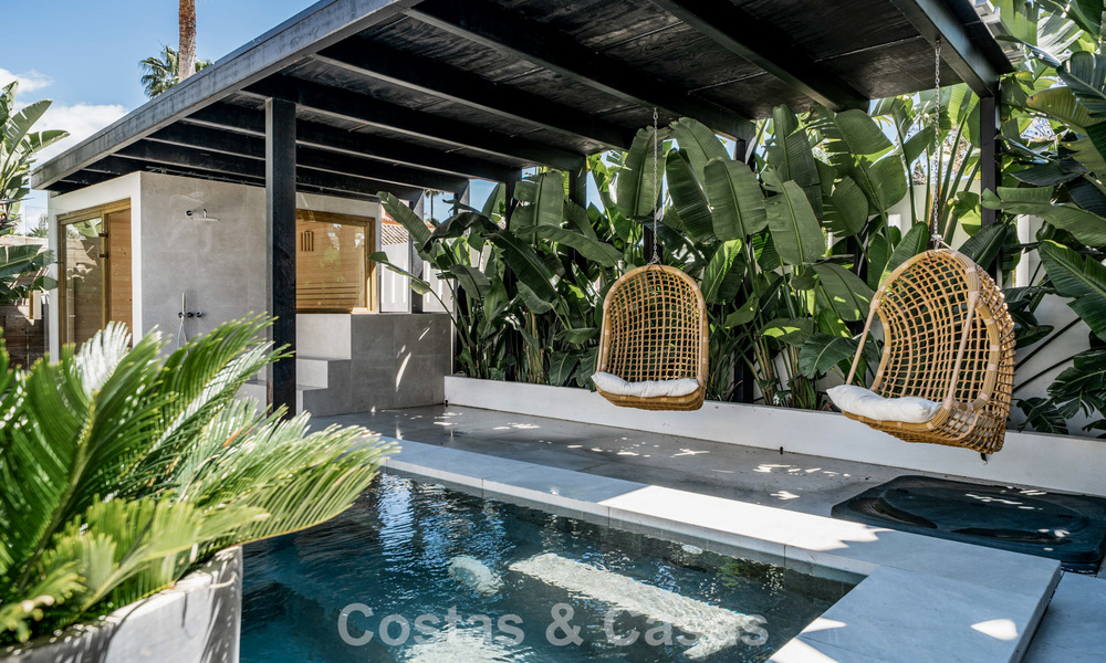 Amplia villa familiar con encanto andaluz contemporáneo en venta en el valle del golf de Nueva Andalucía, Marbella 780465