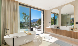 Nueva villa mediterránea de lujo en venta cerca de servicios en el lado este de Marbella 780508 